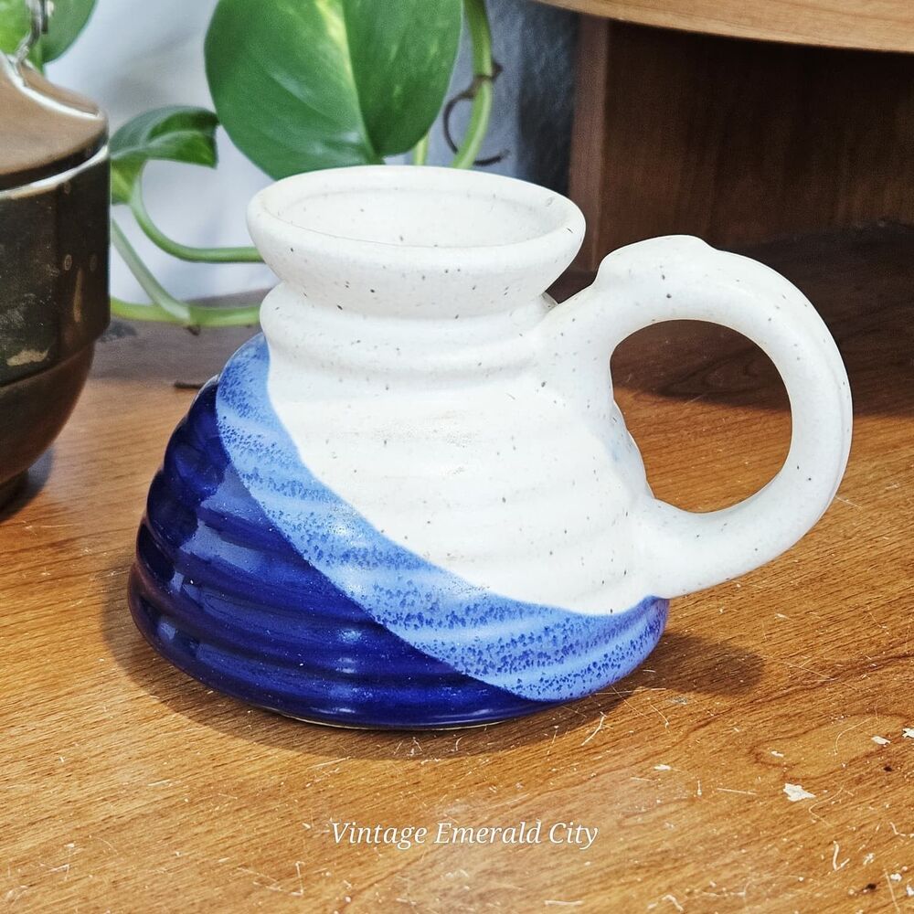 Vtg Beehive Travel Ceramic Coffee Mug Blue/White Non-Slip Flat Bottom Handmade
